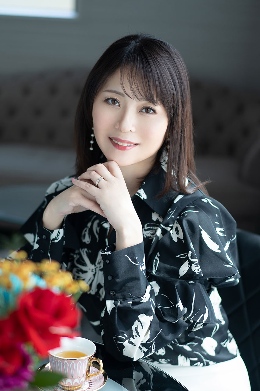 氷川愛のプロフィール一般写真
