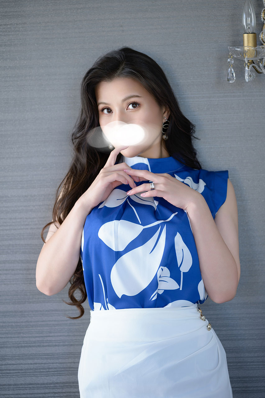 誉彩加のプロフィール一般写真