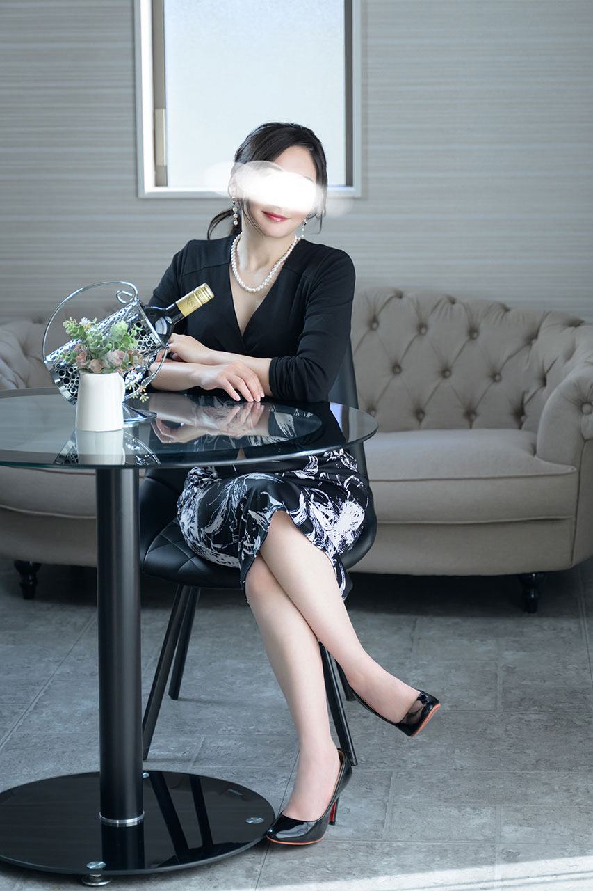 石野里実のプロフィール一般写真