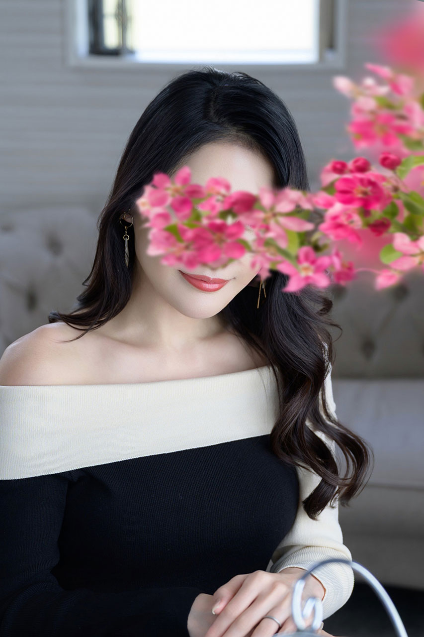 小峰ゆりのプロフィール一般写真