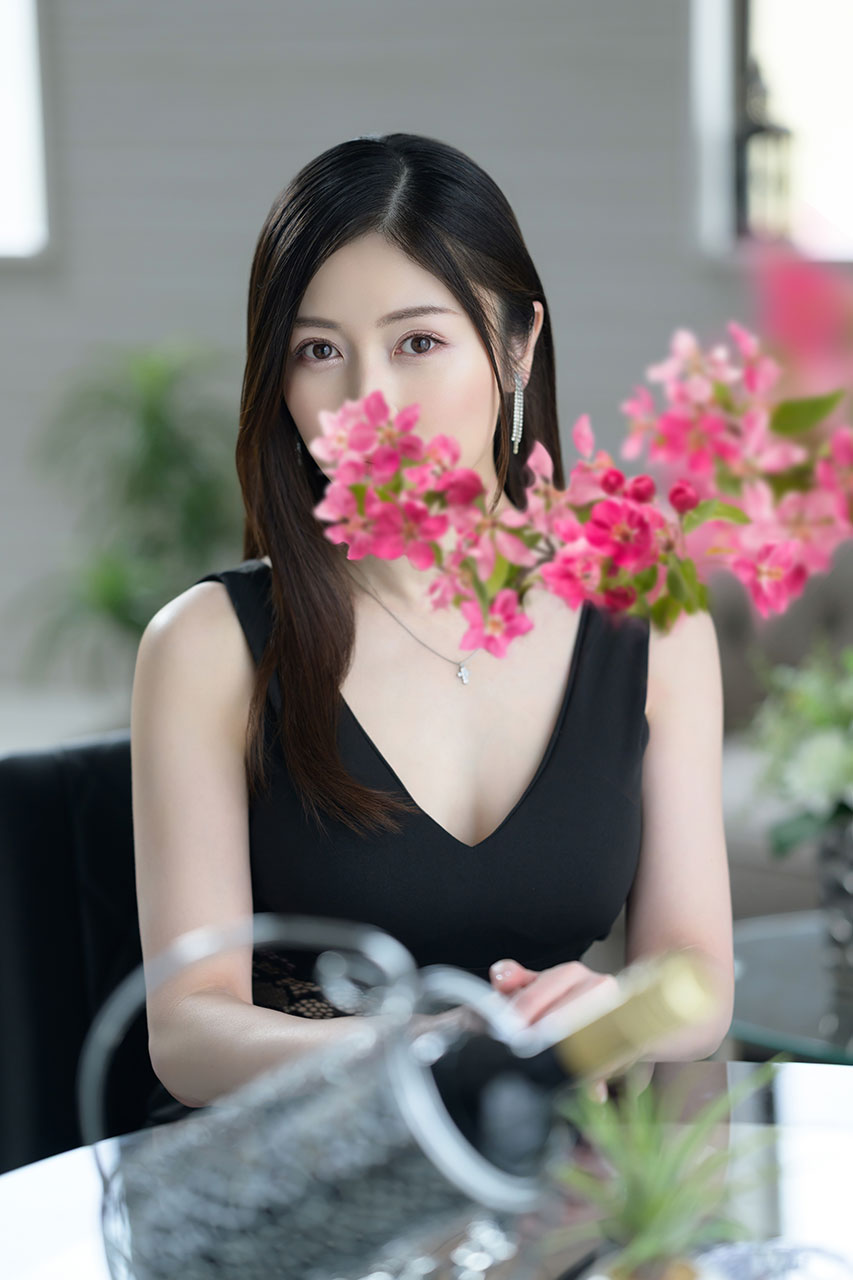 美南亜依のプロフィール一般写真
