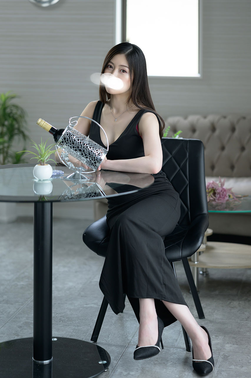 美南亜依のプロフィール一般写真