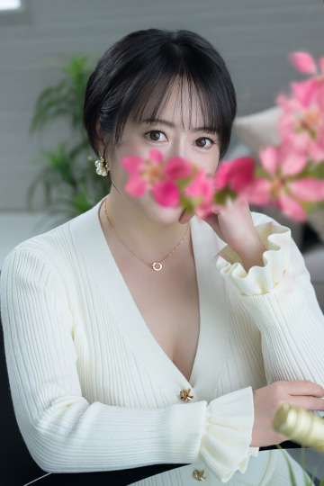 椎名由貴サムネイル